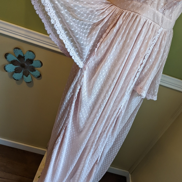 Sale Lace and Beads maxi dress - Picture 7 of 16